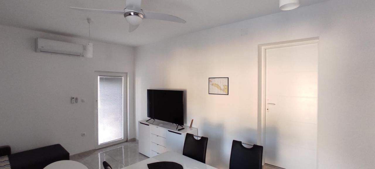 Apartment Zalo Donje Selo na Šolti Exterior foto